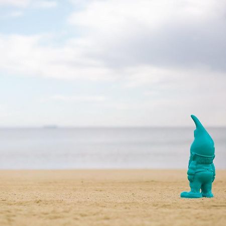 Blue Buddy - Hamptons Gdańsk Buitenkant foto